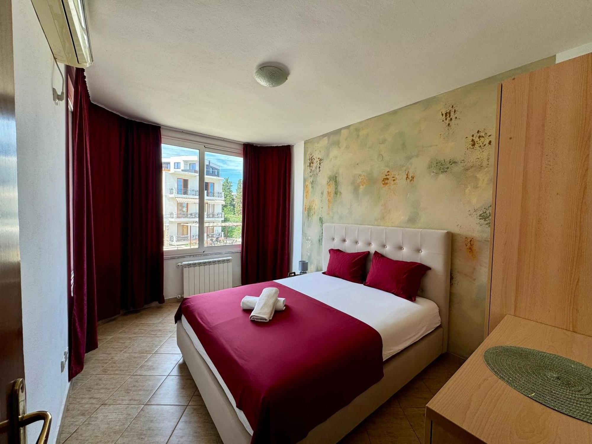 Apartments Cobi Ulcinj Kültér fotó